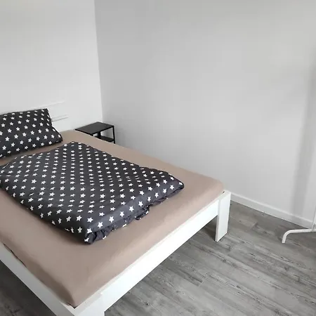 Furnished For Employees With Separate * Zeitz